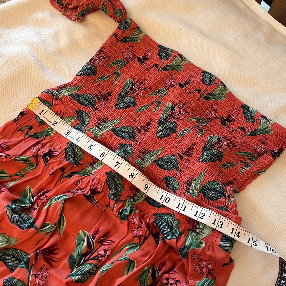Dress - Picture 3 of 9